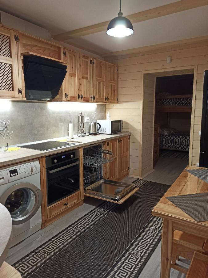 Brand New 2020 Specious Apartment Druzi 2 팔리아니츠야 외부 사진