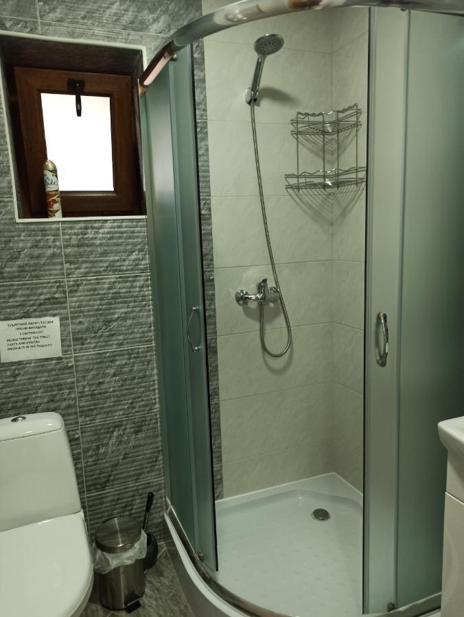 Brand New 2020 Specious Apartment Druzi 2 팔리아니츠야 외부 사진