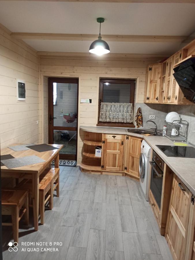 Brand New 2020 Specious Apartment Druzi 2 팔리아니츠야 외부 사진
